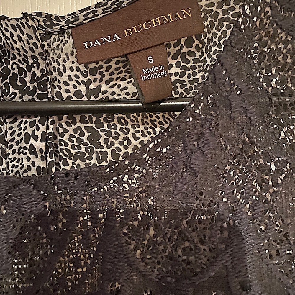 Dana Buchman Top - Picture 3 of 5